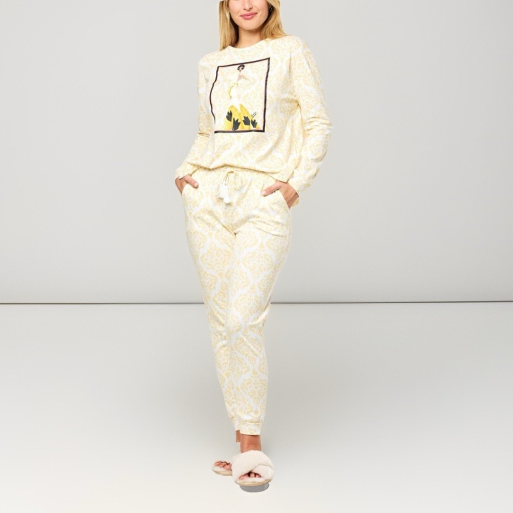 Original Artwork by Badgley Mischka 2 piece 100% cotton Printed Lounge Set PJs